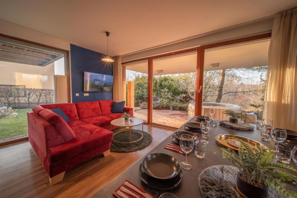 Marvel 2bd In Modern With Cozy Terrace